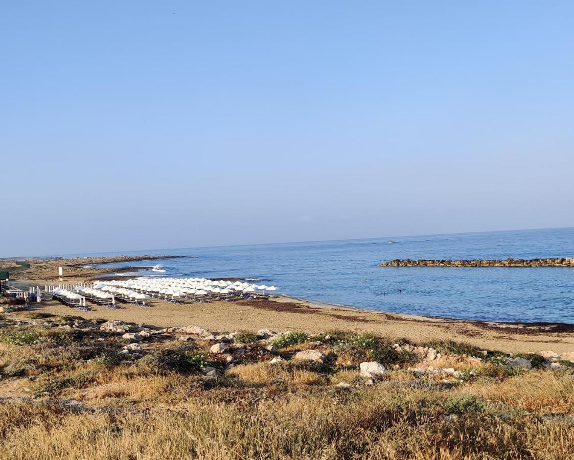 Lovely 1-Bedroom Unit @ Fabulous Location Paphos Exterior foto